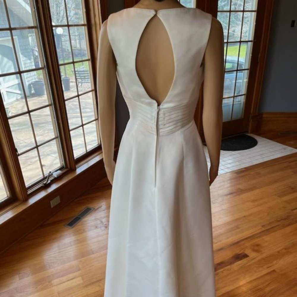*Mon Cheri Ivory Tan Satin Sleeveless O Back Wedding Dress Bridal Gown Size 8 - Picture 2 of 14